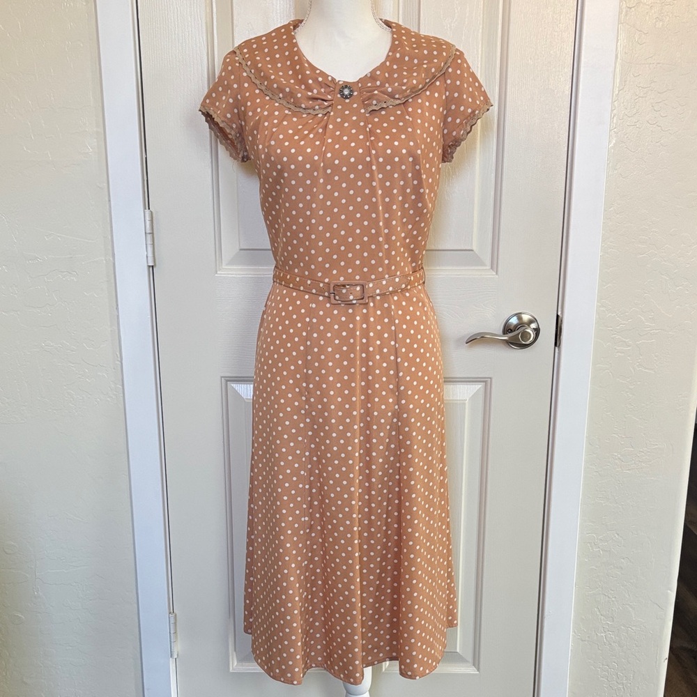 Vintage Style 1950s Tan & White Polka Dot Swing Dress